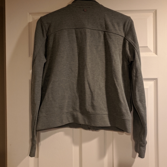 Calia by Carrie Underwood Cropped Zip-up Jacket - Picture 5 of 7